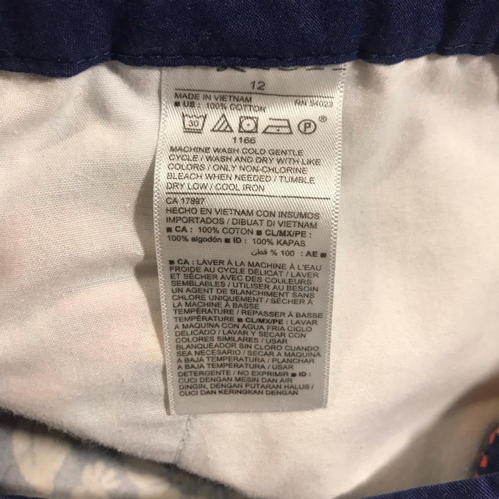 Multiple Old Navy shorts size 12, Anchors & floral - Picture 6 of 6